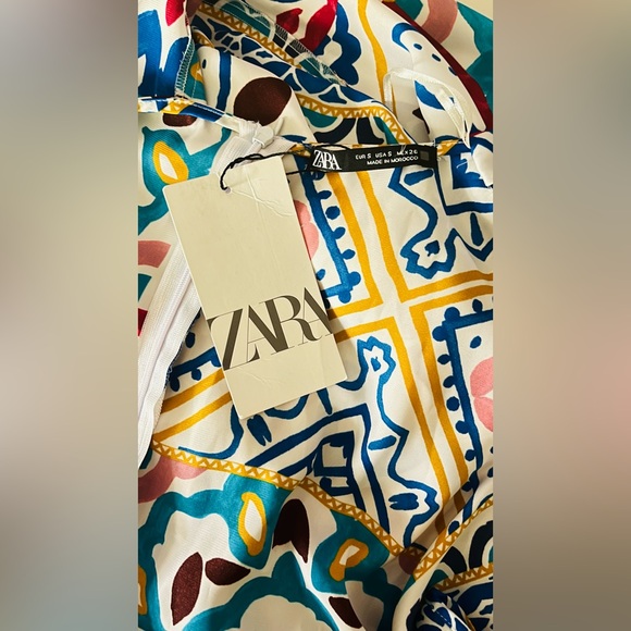 NEW Zara Satin Effect Abstract Print Wide Leg Jumpsuit Blue Yellow Red Small - Picture 5 of 10